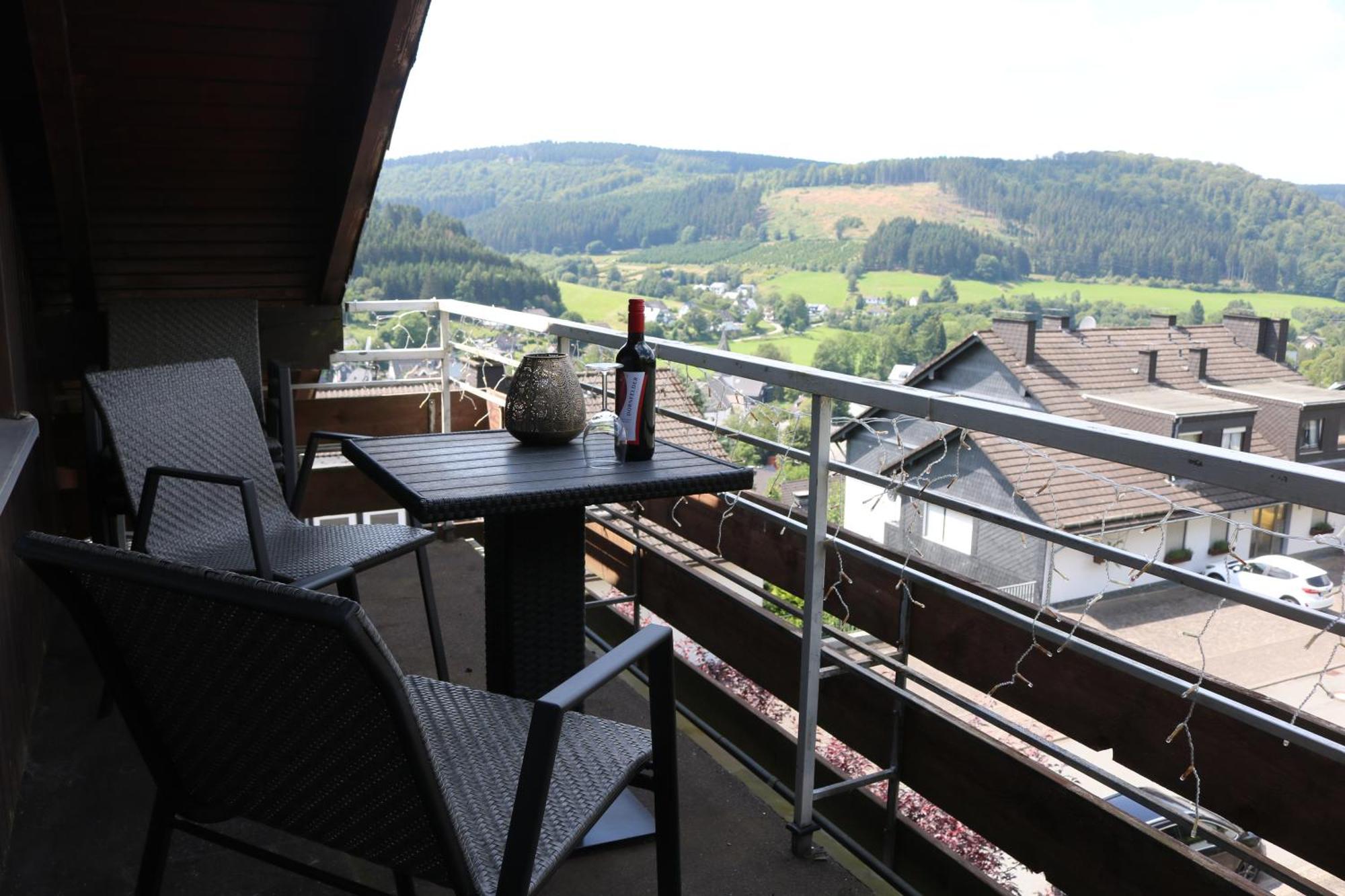 Ferienwohnung Suedhang Winterberg Esterno foto